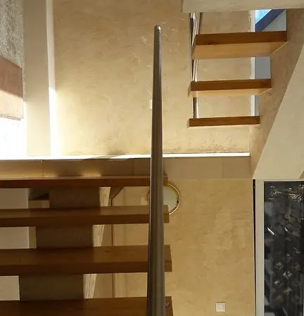 Apartment Luxury 1 *