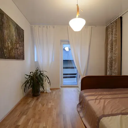 Luxury 1 Вильнюс